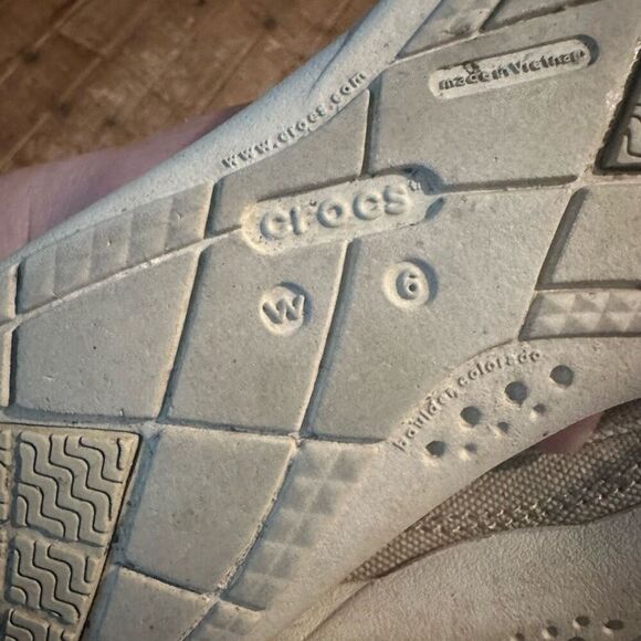 Crocs tan size 7 rubber ortho washable slip on loafers - Picture 3 of 5